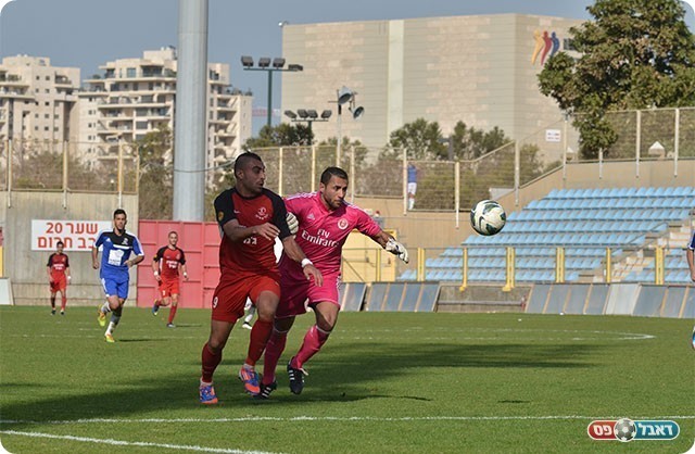 זיאדה עובר את חלאיילה (ארנון לוי)